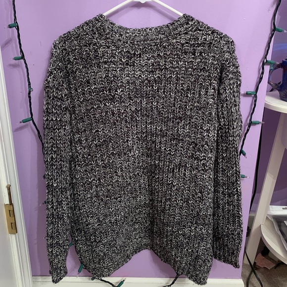 🦋 Forever 21 Cardigan 🦋 - Picture 2 of 3